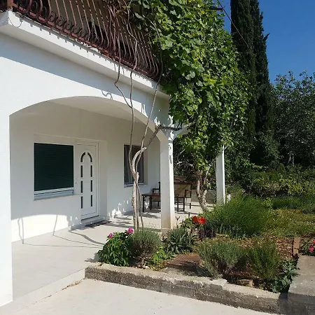 Appartement Okrug Gornji - With Sea View *