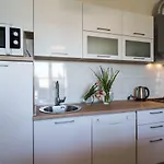 Apartamento Okrug Gornji - With Sea View